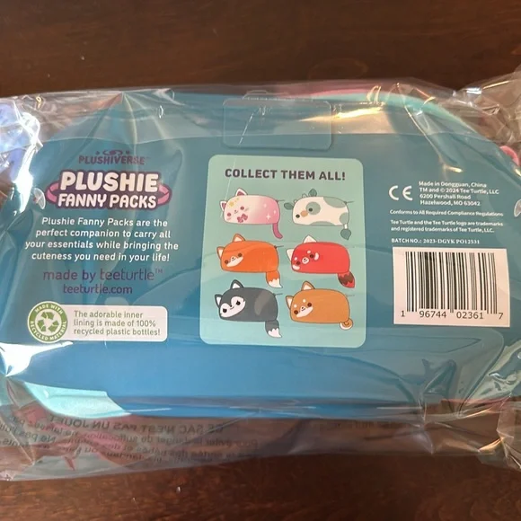 PLUSHIVERSE AXOLOTL FUN PLUSHIE FANNY PACK - Picture 5 of 5